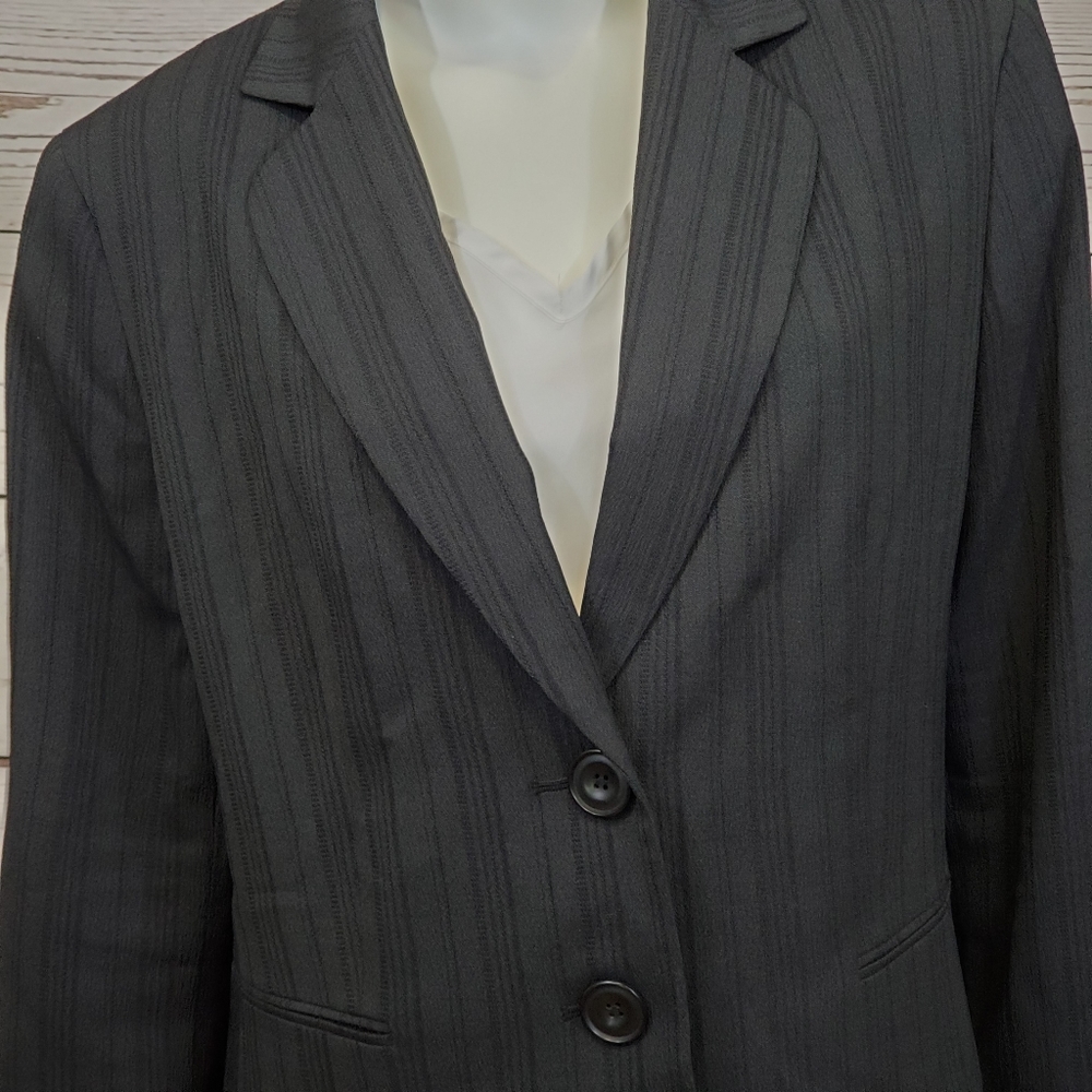 Le Suit Blazer - image 2